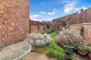 Photo 15- click for photo gallery